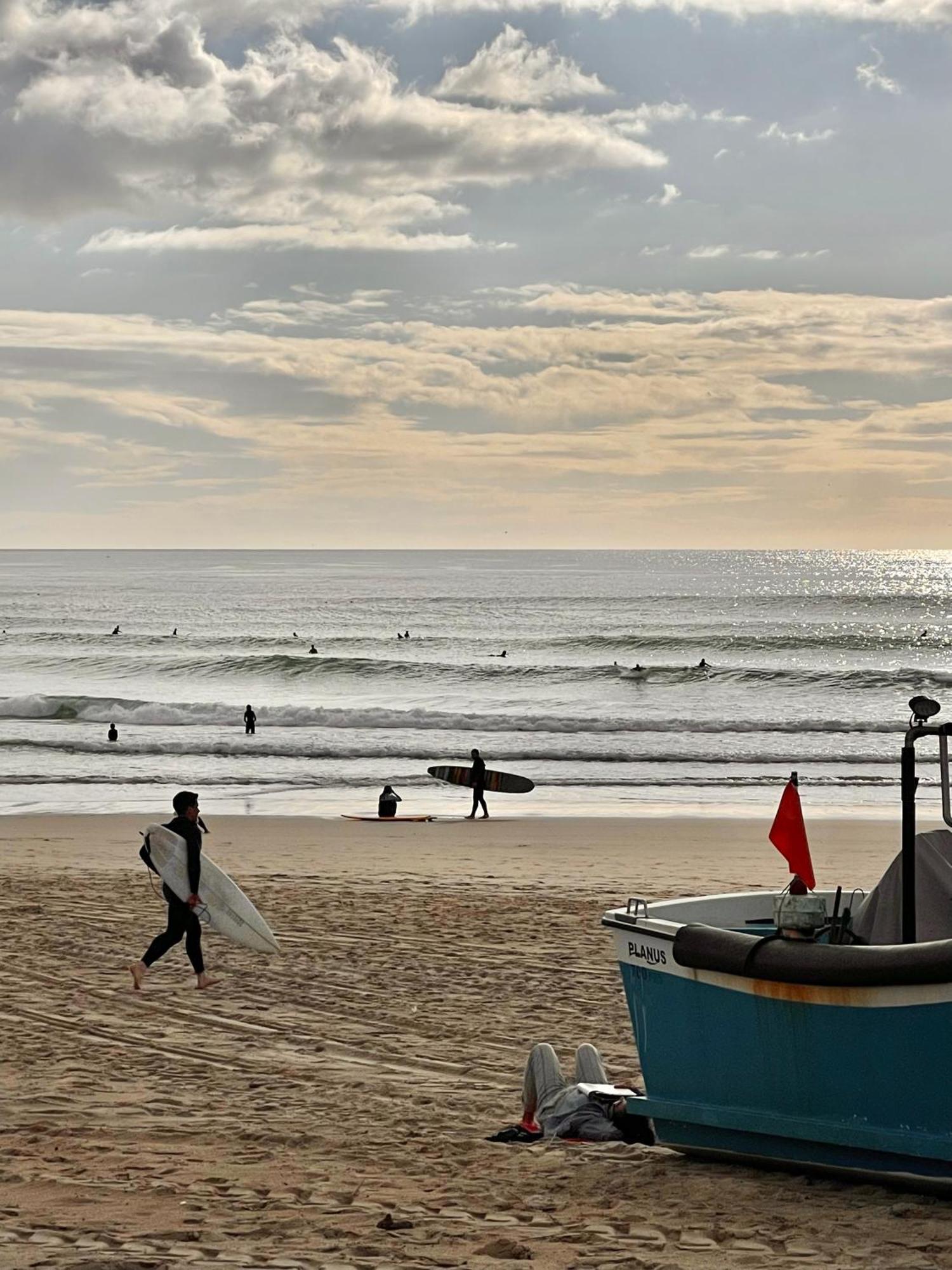 1-Bedroom Sea View Apartment With Private Balcony Costa Da Caparica, Just 5 Minutes From The Beach Costa da Caparica Bagian luar foto